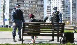 В мэрии Москвы посоветовали пешеходам носить документ о месте проживания