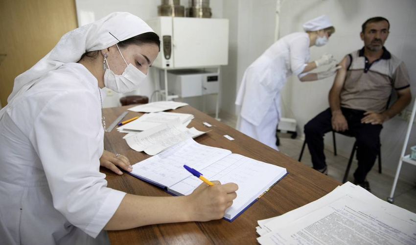 Чечня ввела обязательную вакцинацию для отдельных категорий граждан Чечня ввела обязательную вакцинацию для отдельных категорий граждан