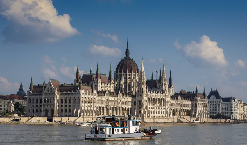 Посольство Венгрии пояснило правила въезда россиян в страну