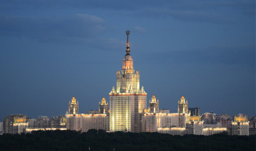 Ректоры вузов Москвы предложили пускать на занятия только привившихся
